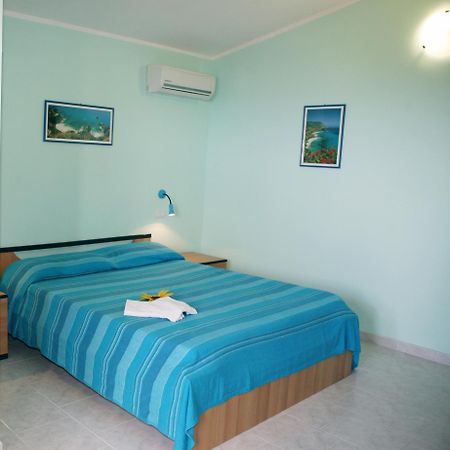 A Turri Hotel Capo Vaticano Buitenkant foto