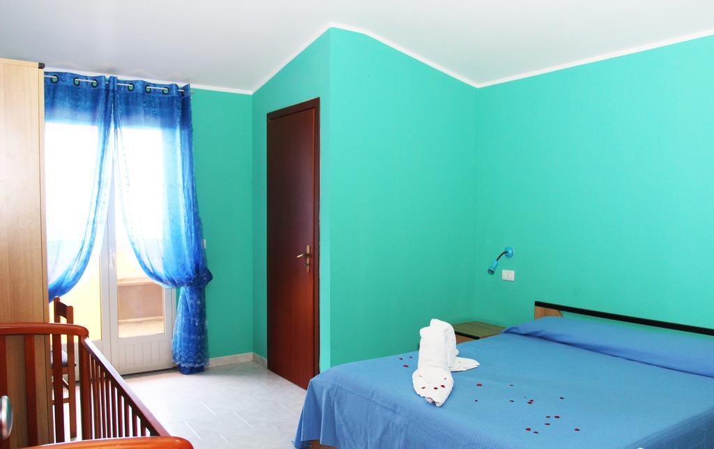 A Turri Hotel Capo Vaticano Kamer foto
