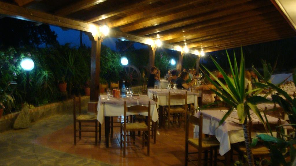 A Turri Hotel Capo Vaticano Buitenkant foto