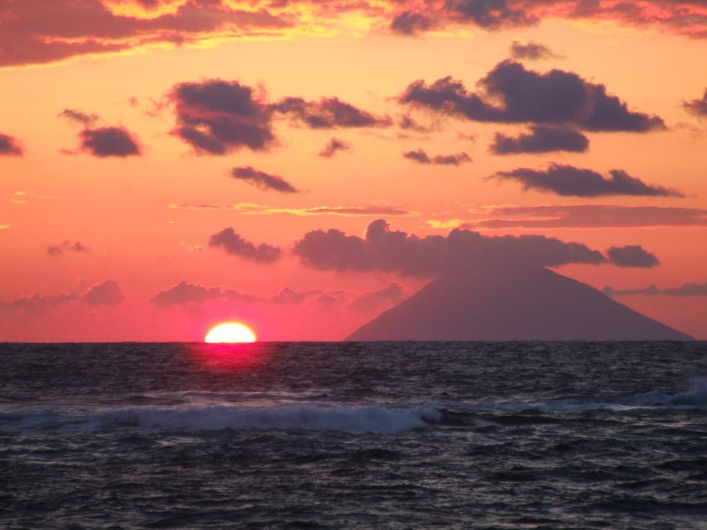 A Turri Hotel Capo Vaticano Buitenkant foto