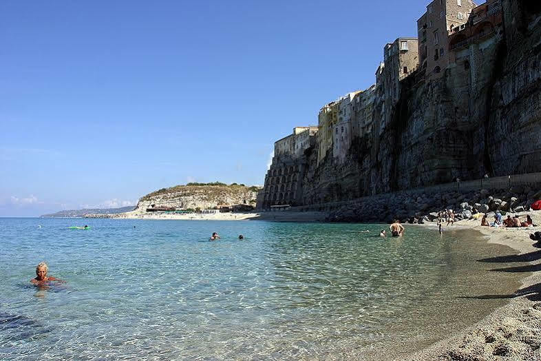 A Turri Hotel Capo Vaticano Buitenkant foto