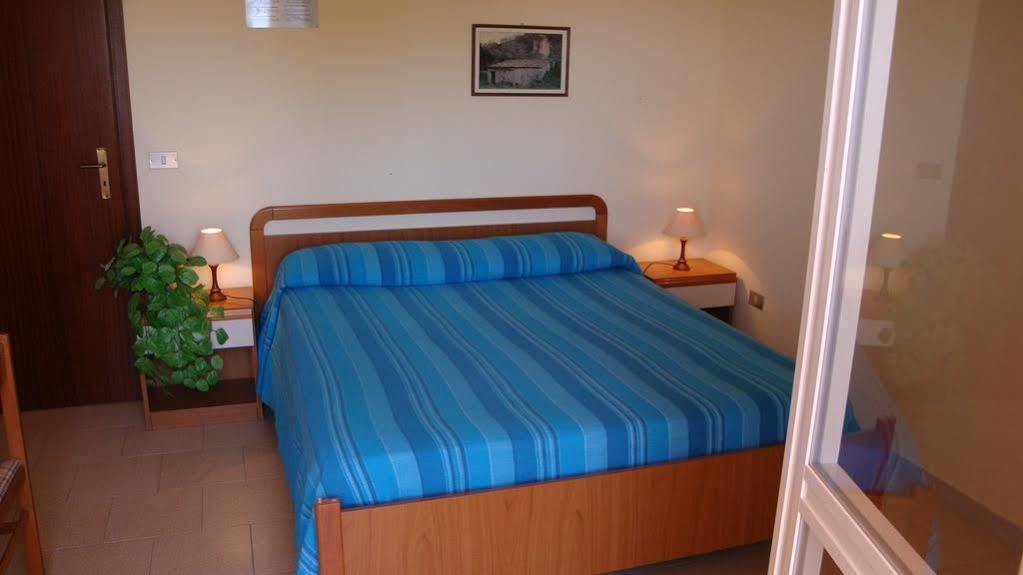 A Turri Hotel Capo Vaticano Buitenkant foto
